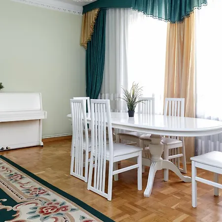 3 кімнати вулиця січових стрільців 17 центр
