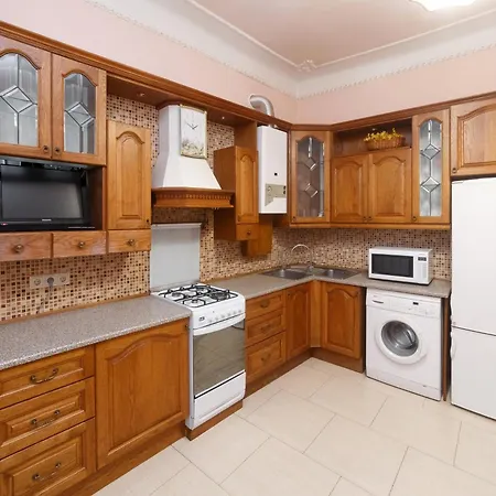 Apartament 3 кімнати вулиця січових стрільців 17 центр